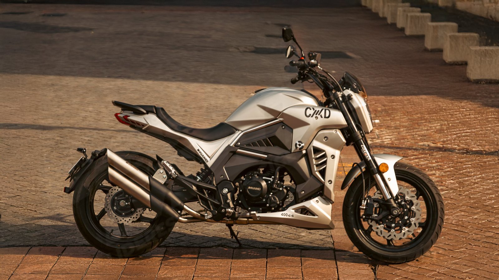 Dinamo Comando 400: La Revolución de las Motos Nacionales