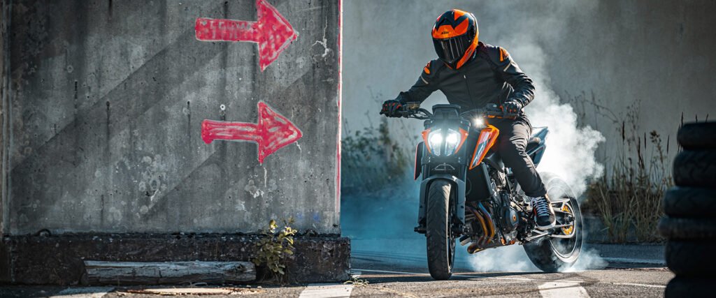 Ficha Técnica KTM 790 Duke: Precisión y Potencia en el Segmento Naked