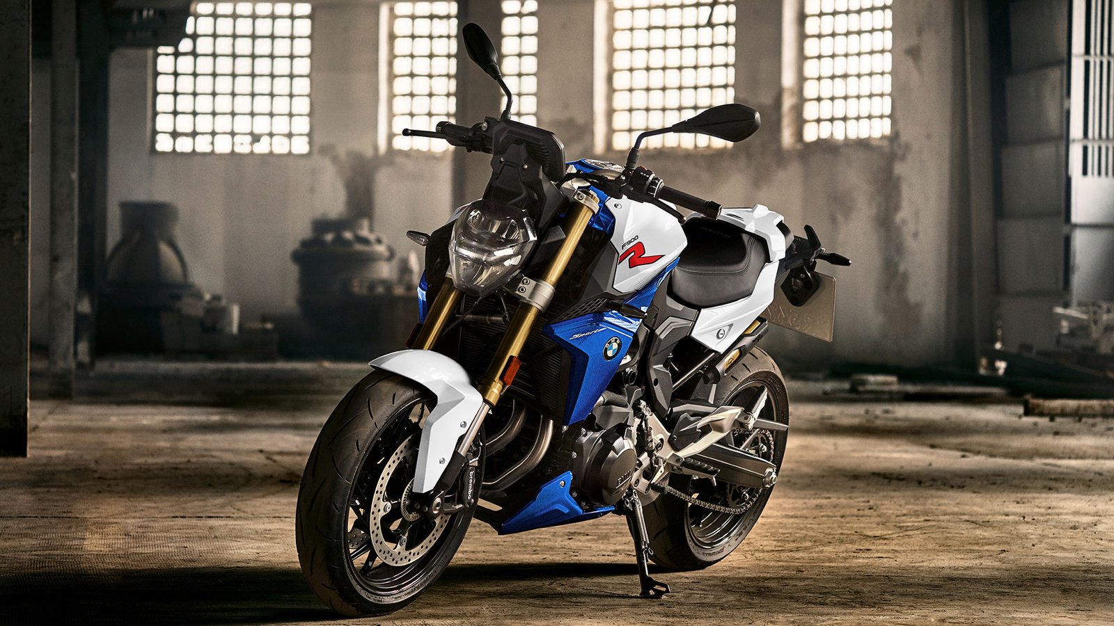BMW Motorrad F 900 R