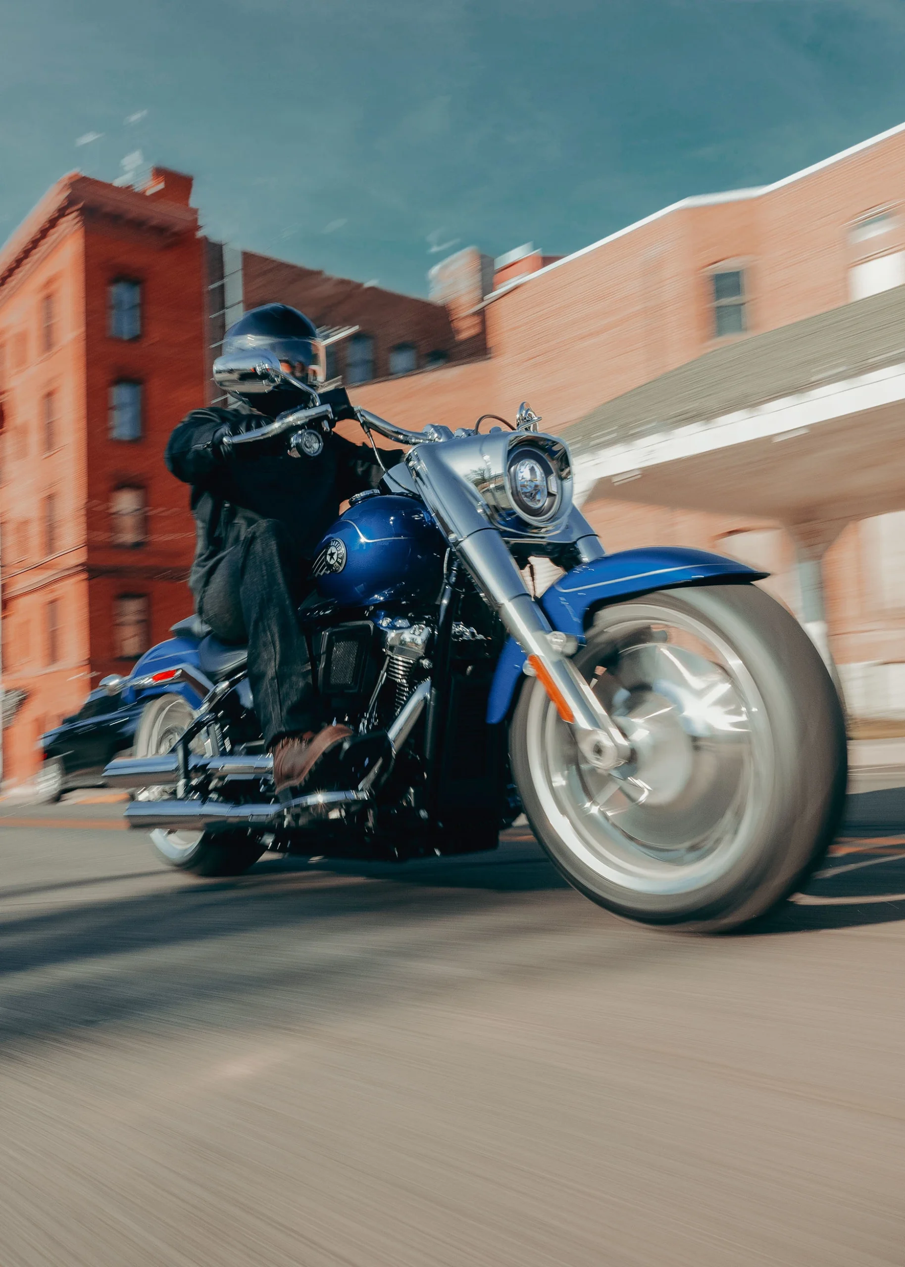 Harley-Davidson Fat Boy 117 2025, ficha técnica Fat Boy 117, precio Fat Boy 117 México, Harley Davidson Fat Boy especificaciones, cruiser potente, moto custom Harley, Milwaukee-Eight 117, comparativa Fat Boy vs Chief, motocicleta estilo retro, Harley Fat Boy torque.