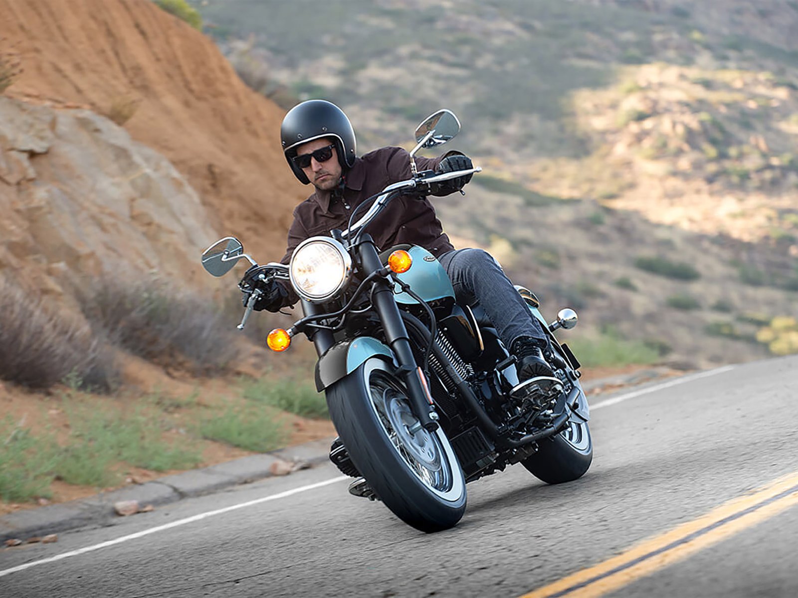 Kawasaki Vulcan 900 Classic 2025, ficha técnica Vulcan 900, motocicleta cruiser Kawasaki, especificaciones Vulcan 900 Classic, precio Vulcan 900 México, comparativa Vulcan 900 vs V Star 950, tecnología Kawasaki Vulcan, rendimiento Vulcan 900 Classic, diseño Vulcan 900 2025, motocicleta estilo clásico.