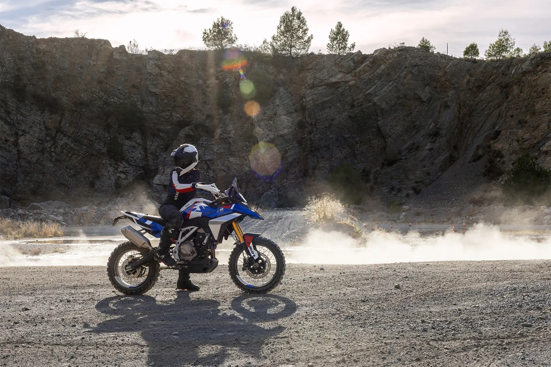 BMW F 450 GS, ficha técnica BMW F450, nueva GS 450, trail BMW 2025, moto aventura BMW, especificaciones F 450 GS, comparativa trail media, pantalla TFT moto, ABS Pro BMW, BMW Motorrad México.
