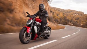 Ducati XDiavel V4 2025, ficha técnica XDiavel V4, Ducati cruiser potente, motor Granturismo V4, comparativa power cruiser, XDiavel vs V‑Rod, cruiser deportivo Ducati, XDiavel características, Ducati México 2025, motocicleta premium Ducati.