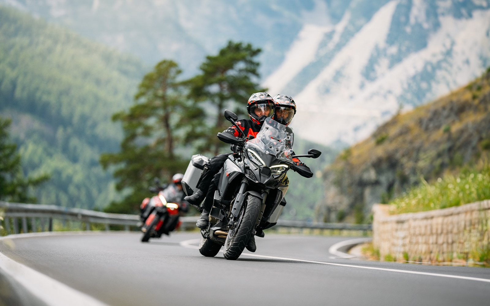 Ducati Multistrada V4 S 2025, moto trail Ducati, Ducati México 2025, motos adventure premium, comparativa trail 2025, Ducati Multistrada vs BMW GS, radar Ducati moto, especificaciones Ducati V4 S, Ducati Multistrada precio México, Ducati Multistrada review 2025.