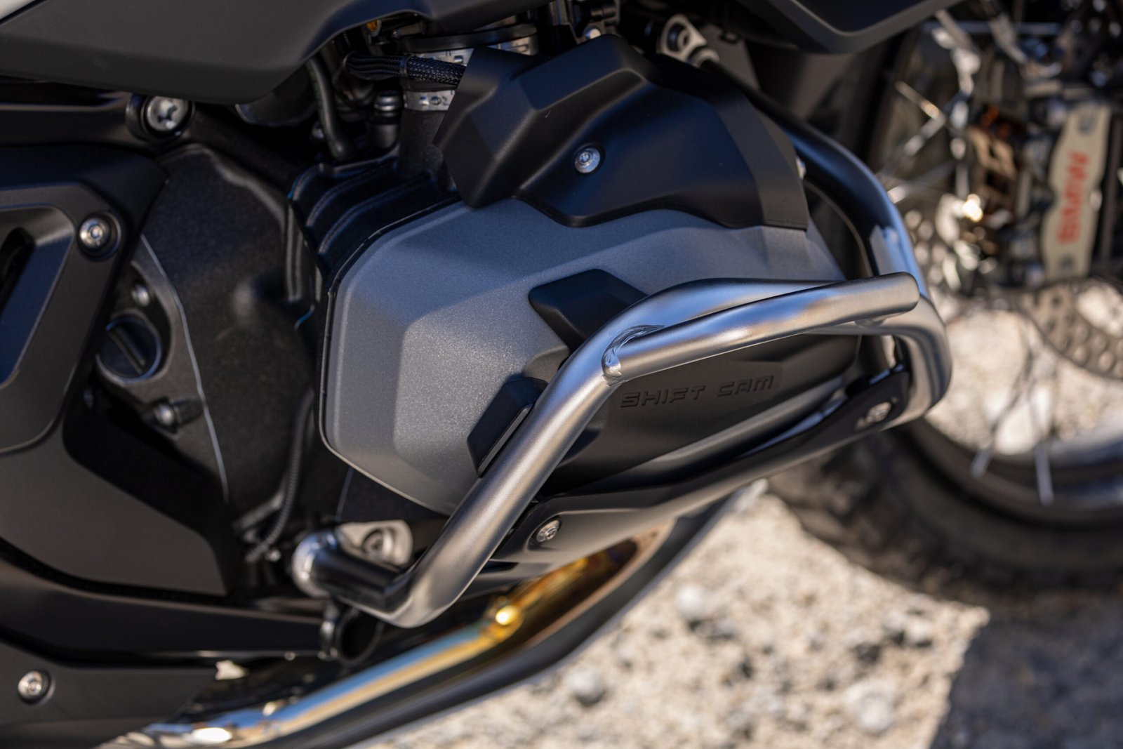 El motor bóxer más potente en la historia GS BMW Motorrad R 1300 GSA
