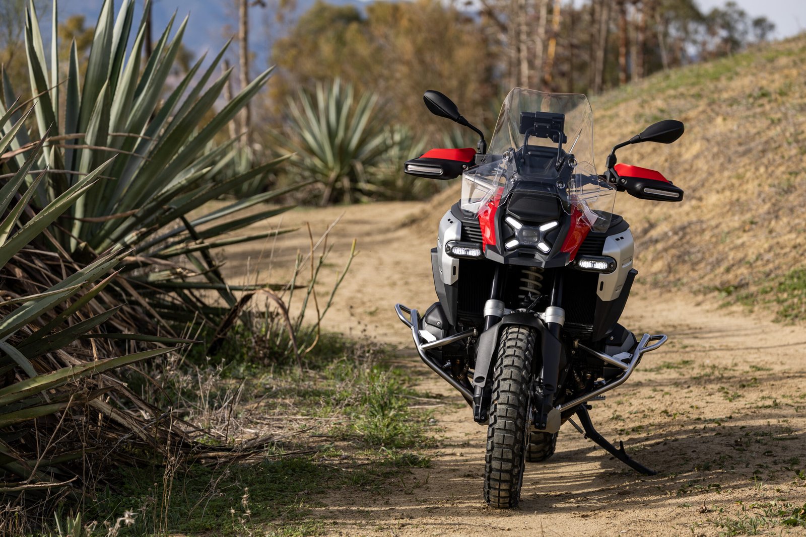 Innovaciones visuales y funcionales: diseño con propósito BMW Motorrad R 1300 GSA