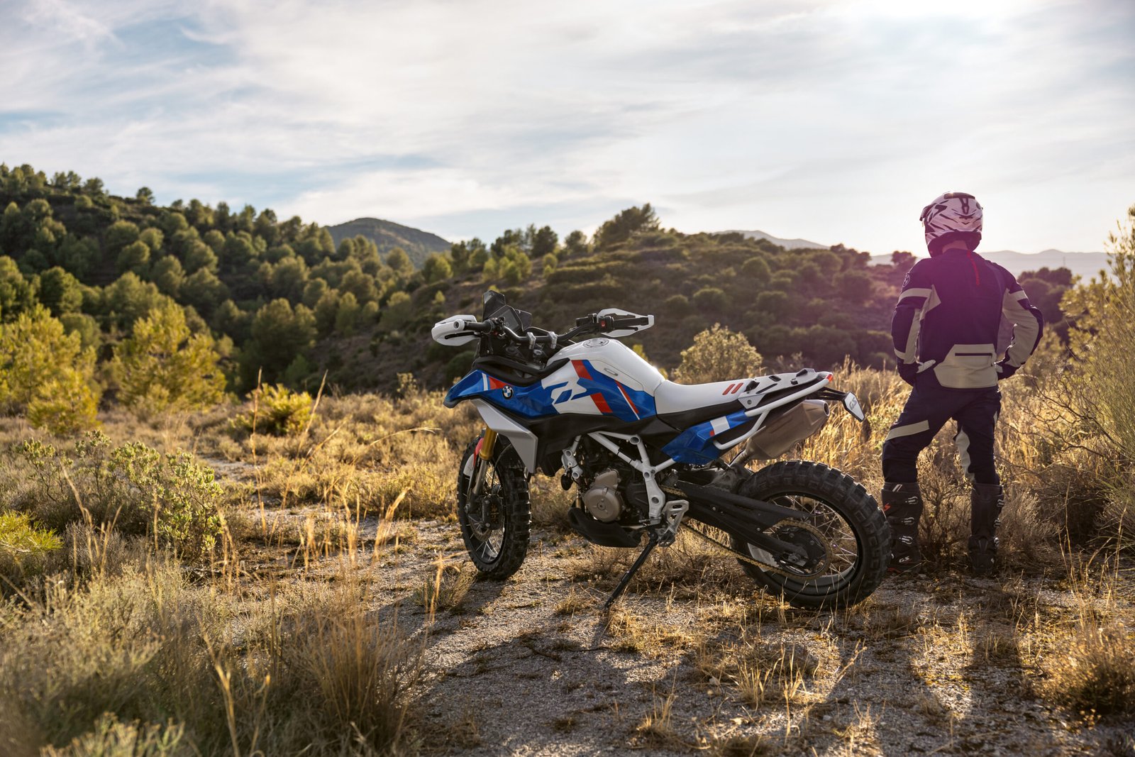 BMW F 450 GS, ficha técnica BMW F450, nueva GS 450, trail BMW 2025, moto aventura BMW, especificaciones F 450 GS, comparativa trail media, pantalla TFT moto, ABS Pro BMW, BMW Motorrad México.