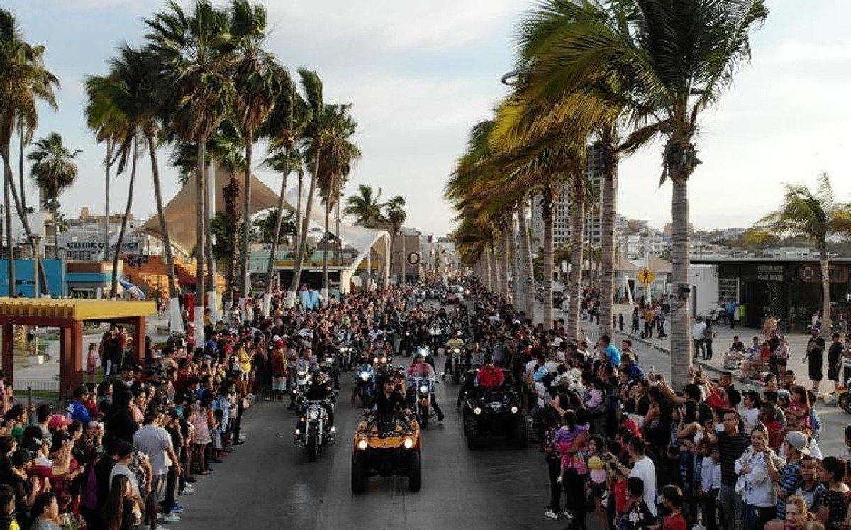 Semana Internacional de la Moto Mazatlán 2025, SIMM Mazatlán abril 2025, desfile motero malecón Mazatlán, conciertos Molotov Semana Moto, stunt riding Mazatlán 2025, turismo rural Semana Moto Mazatlán, derrama económica motos Mazatlán, plaza biker Centro de Convenciones, comida biker Motoclub Olas Altas, espectáculo freestyle moto Sinaloa