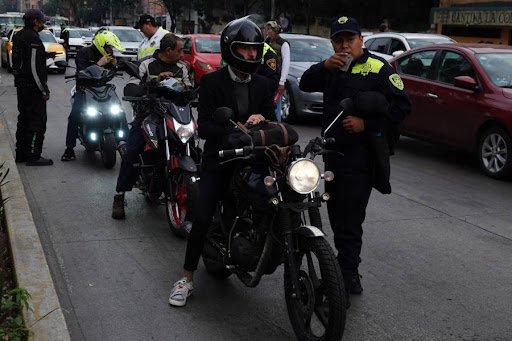 hoy no circula motos Toluca 2025, restricciones motocicletas Edomex julio 2025, programa ambiental motos Estado de México, multas por circular en moto Toluca, calendario hoy no circula motocicletas, motos eléctricas exentas Edomex, cómo aplica hoy no circula a motociclistas, cambios en movilidad para motos Toluca, motos en contingencia ambiental Toluca, engomado y placas motos Edomex 2025