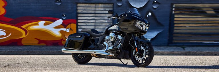 Indian Challenger 2025, ficha técnica Challenger, bagger PowerPlus, comparativa challenger vs Road Glide, Indian bagger homologada, Challenger tecnología Rider Assist, moto touring LED, audio PowerBand, control de tracción bagger, Challenger Mexican market.