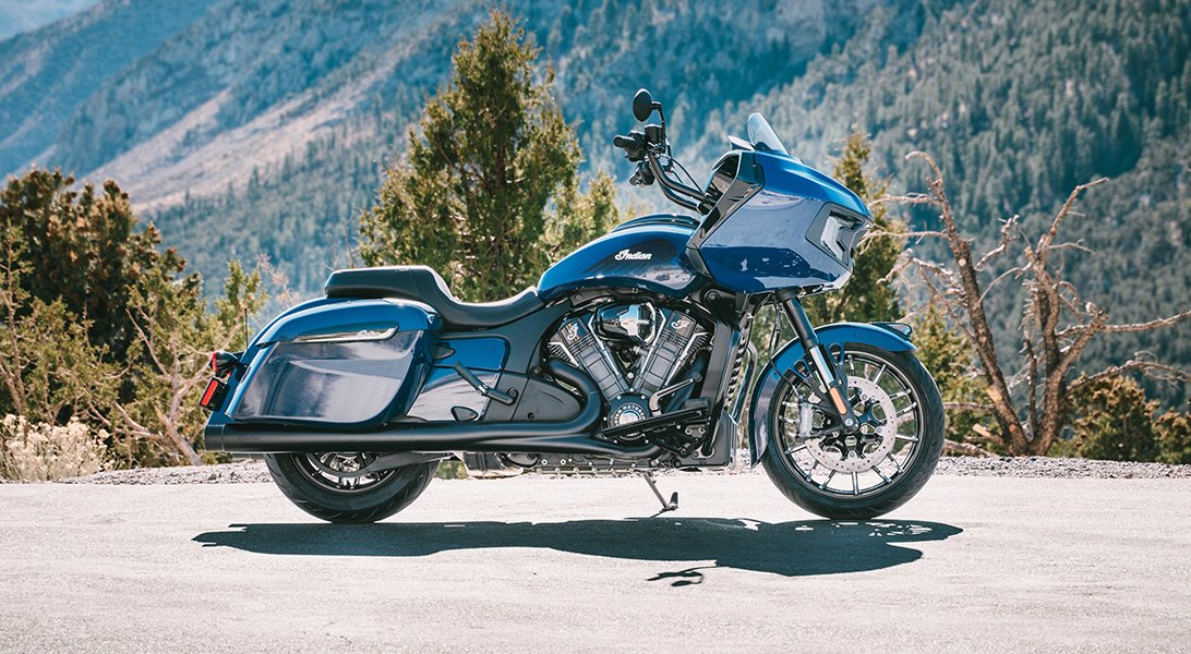 Indian Challenger 2025, ficha técnica Challenger, bagger PowerPlus, comparativa challenger vs Road Glide, Indian bagger homologada, Challenger tecnología Rider Assist, moto touring LED, audio PowerBand, control de tracción bagger, Challenger Mexican market.