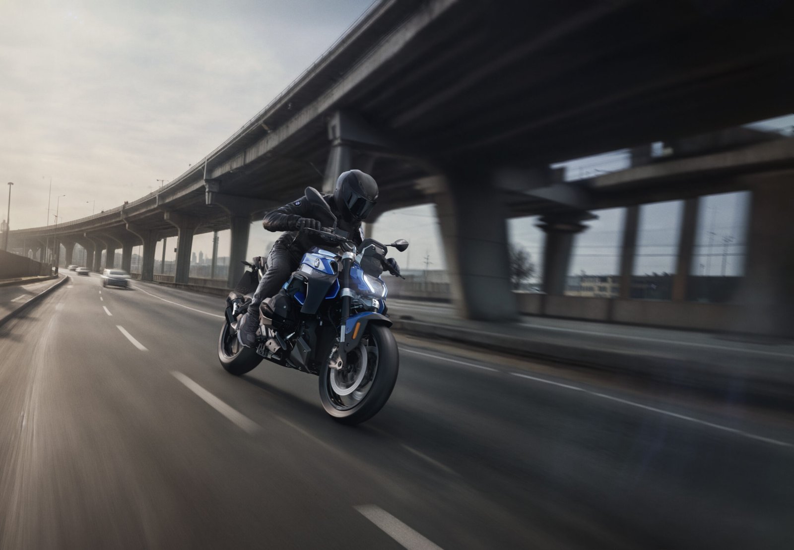 BMW R 1300 R 2026, nueva roadster BMW México, lanzamiento R 1300 R abril 2025, precio R 1300 R México, motor ShiftCam boxer, BMW R1300R ficha técnica, BMW Motorrad roadster 2026, comparativa R1250R vs R1300R, nueva naked BMW, tecnología BMW Motorrad 2026