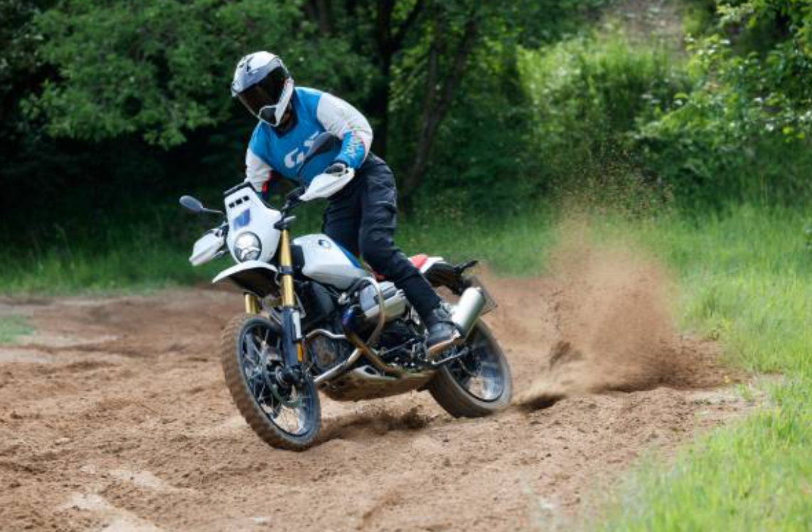 BMW Motorrad 2026, nuevos modelos BMW motos, ficha técnica R 1250 GS Adventure, S 1000 RR 2026, BMW R 18 Roctane México, R nineT 2026 precio, motos BMW colores 2026, conectividad MyBMW App, suspensión electrónica ESA BMW, novedades BMW Motorrad México