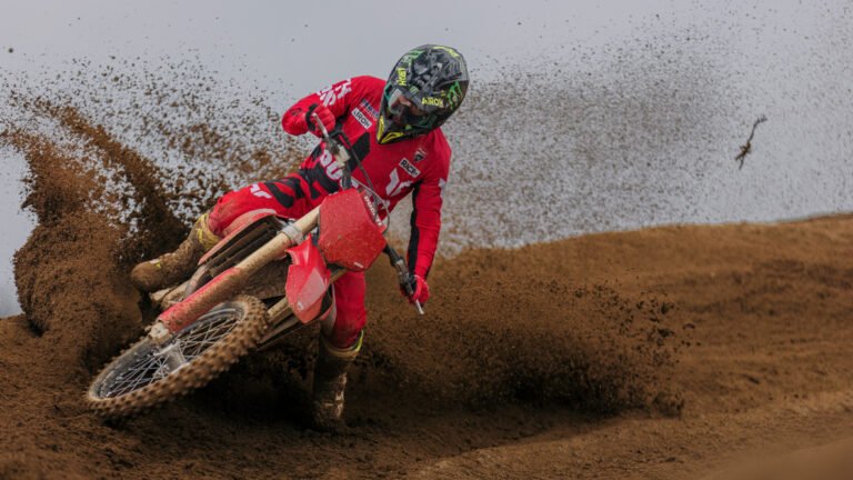 Ducati Desmo450 MX 2025, Ducati motocross Jeremy Seewer, ficha técnica Desmo450 Ducati, Ducati MXGP 2026 moto, Ducati enduro homologada México, motos Ducati tierra, moto off-road Ducati specs, Ducati vs KTM MX, Ducati motocross competencia, Ducati enduro México 2026