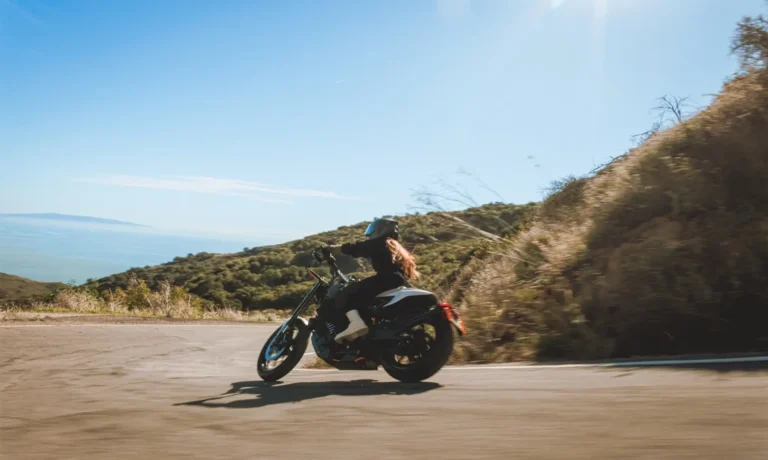 scooter eléctrico Harley 2026, LiveWire México lanzamiento, Harley-Davidson eléctrico precio, moto eléctrica urbana premium, scooter LiveWire especificaciones, movilidad eléctrica 2026 México, Harley scooter urbano, motos eléctricas con carga rápida, torque eléctrico scooter, LiveWire vs Zero vs NIU