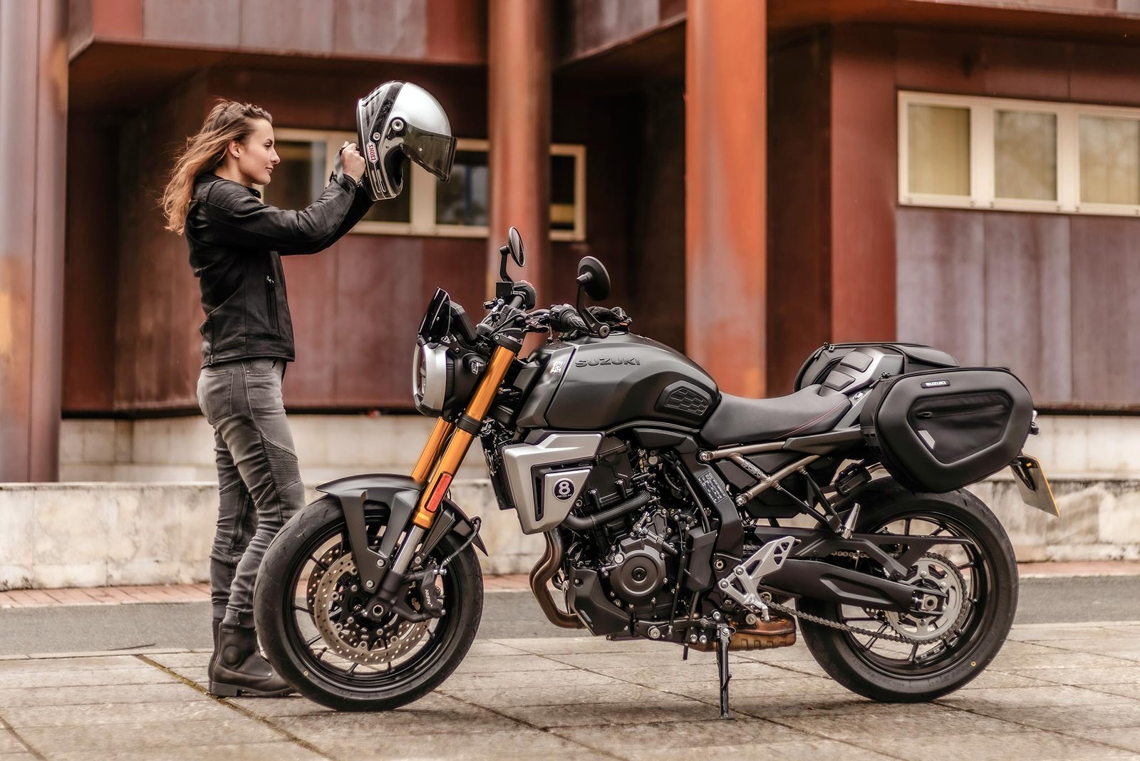 Suzuki GSX-8T 2026, ficha técnica GSX8T, naked retro moderna, Suzuki bar-end mirrors, GSX-8T specs, GSX-8T vs XSR700, moto retro conectada, Suzuki lithium battery, GSX8T precio México, sport naked 800cc.