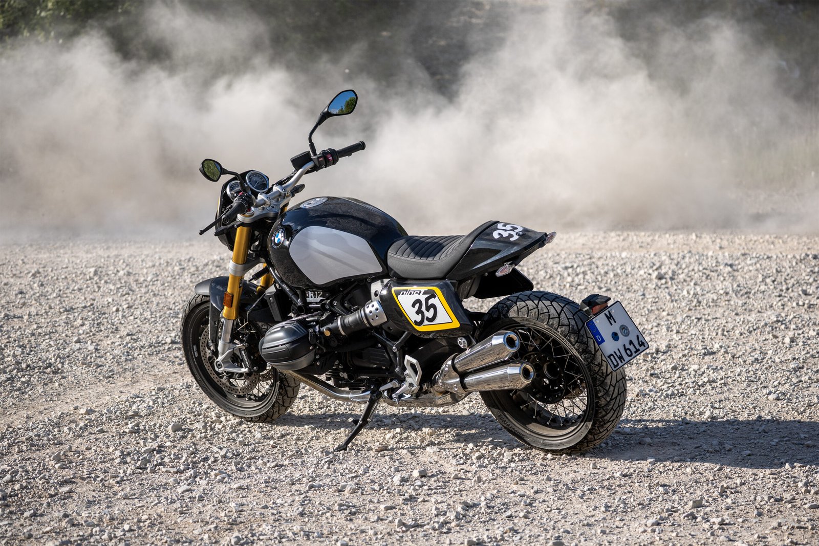 BMW Tracker package R12 nineT, R12 nineT personalización, BMW flat track kit, The Tracker BMW Motorrad, R12 nineT Tracker México, paquete Tracker homologado BMW, BMW custom R12 nineT, accesorios Tracker BMW, BMW roadster flat track, personalización extrema R12 nineT