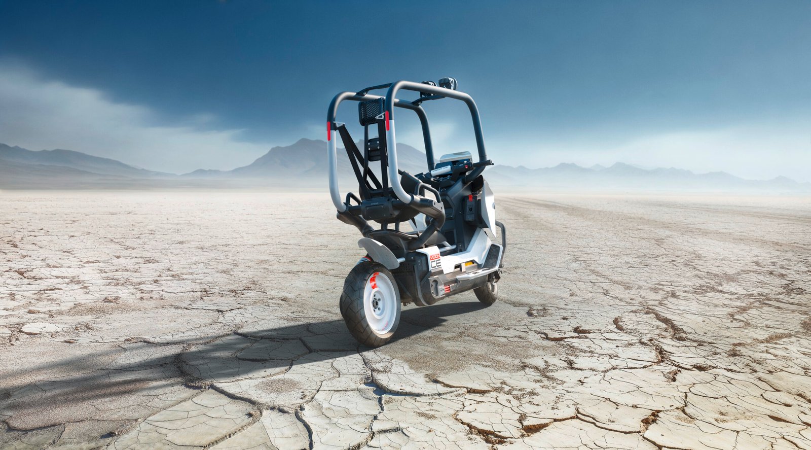 BMW Vision CE 2025, Vision CE sin casco, BMW scooter eléctrico futuro, Vision CE México, BMW movilidad urbana 2026, BMW CE04 vs Vision CE, BMW moto futurista sin casco, scooter eléctrico BMW Vision CE, BMW Motorrad prototipo eléctrico, movilidad sustentable BMW