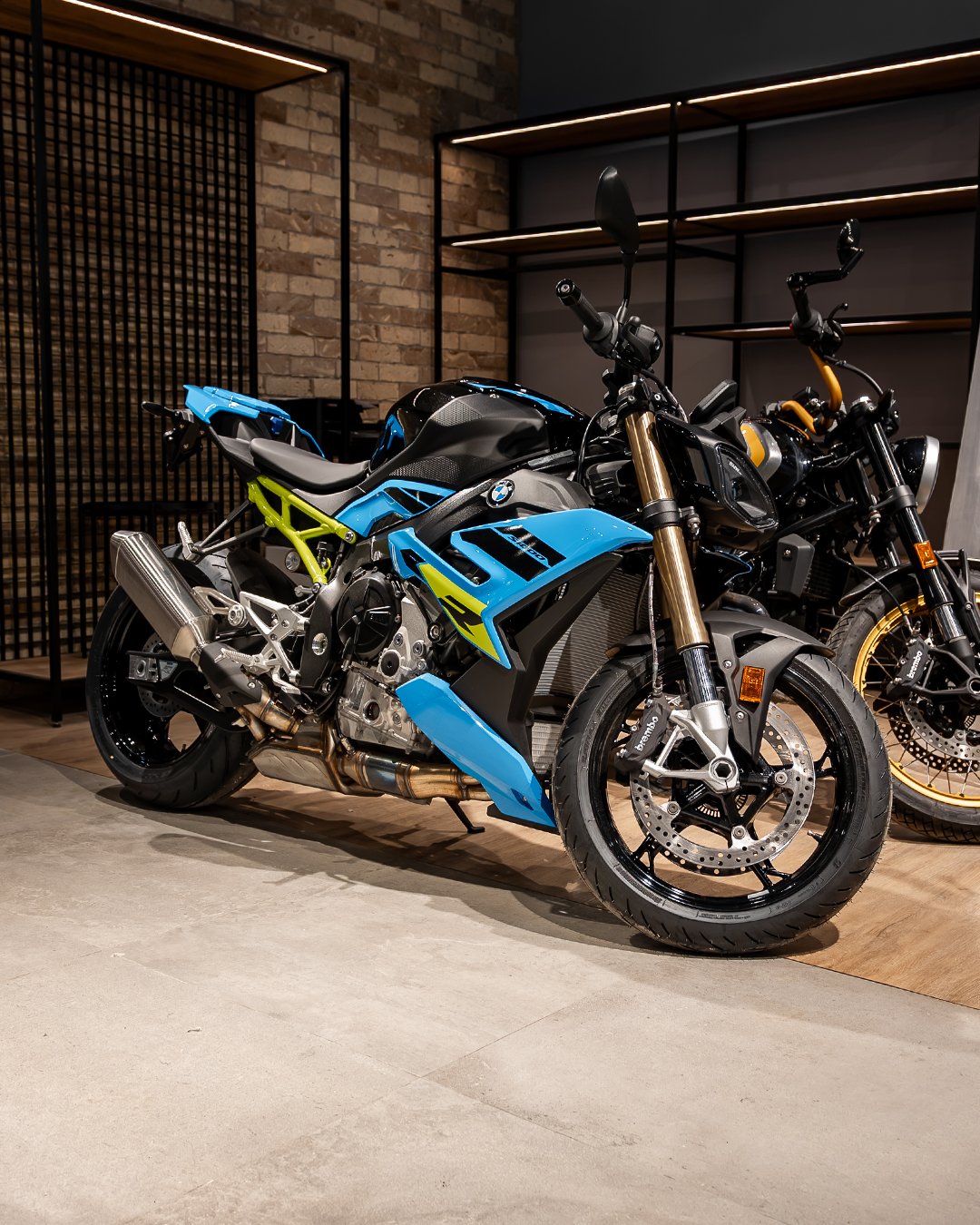 Motocicleta BMW Motorrad G 310 R