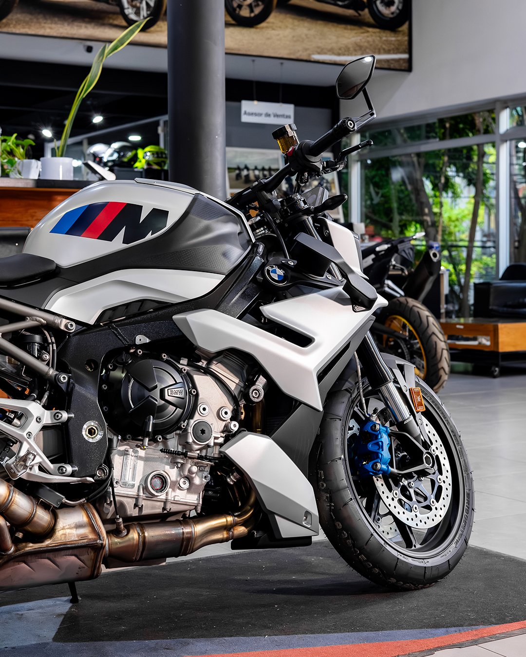 Motocicleta BMW Motorrad G 310 R
