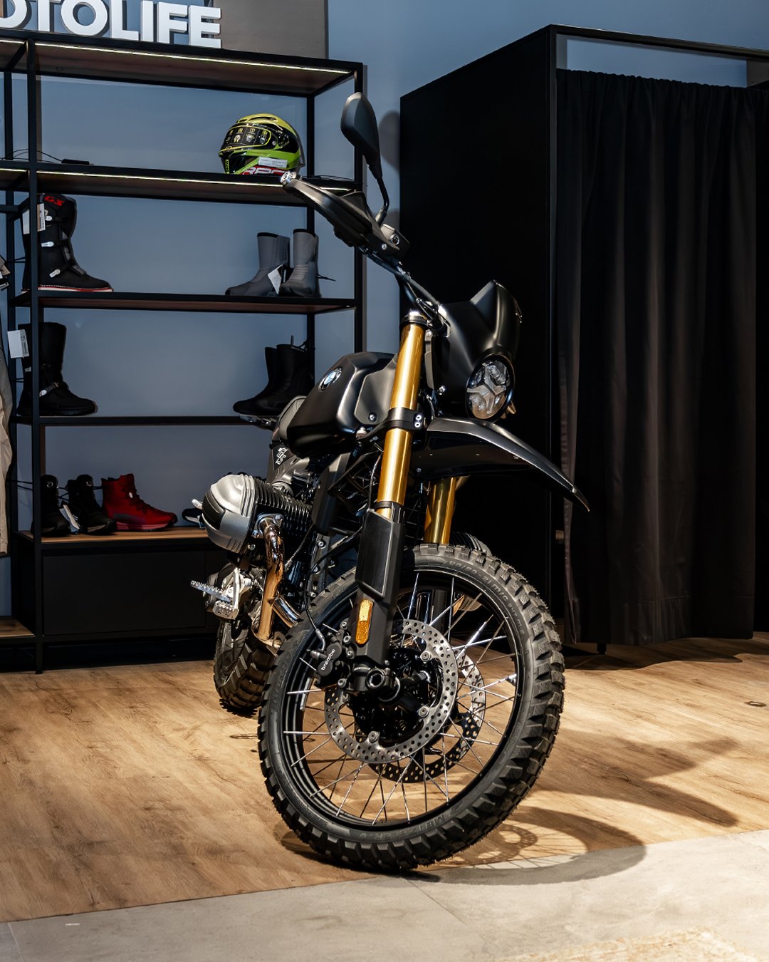 Motocicleta BMW Motorrad G 310 R