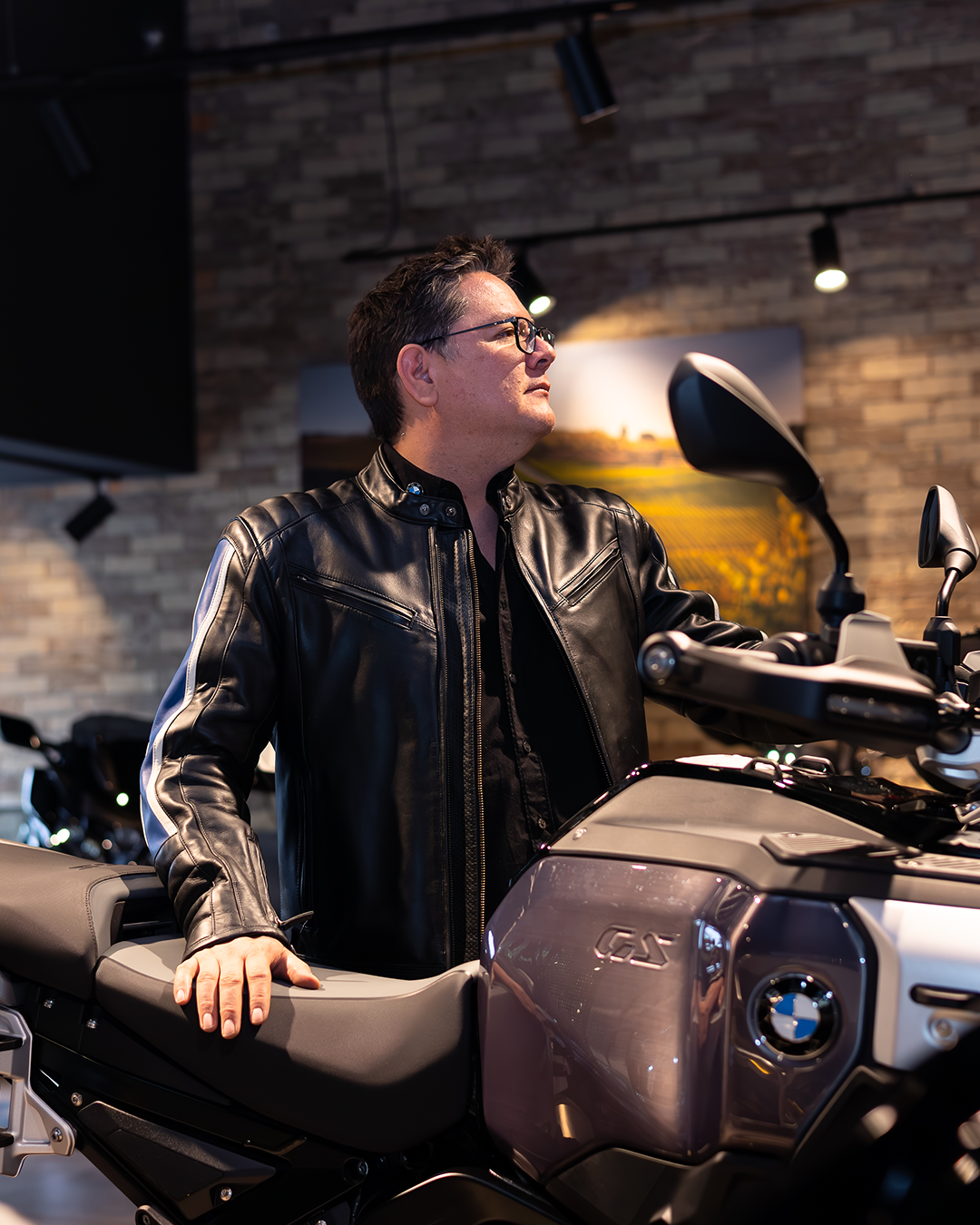 Te acompañamos de forma personalizada en la elección de tu BMW Motorrad ideal con atención directa, promociones mensuales, financiamiento y entrega inmediata a través de Motorrad San Antonio.